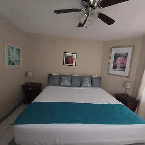https://rosi-ocean-sand-hotel-apt.hotelsochorios.net